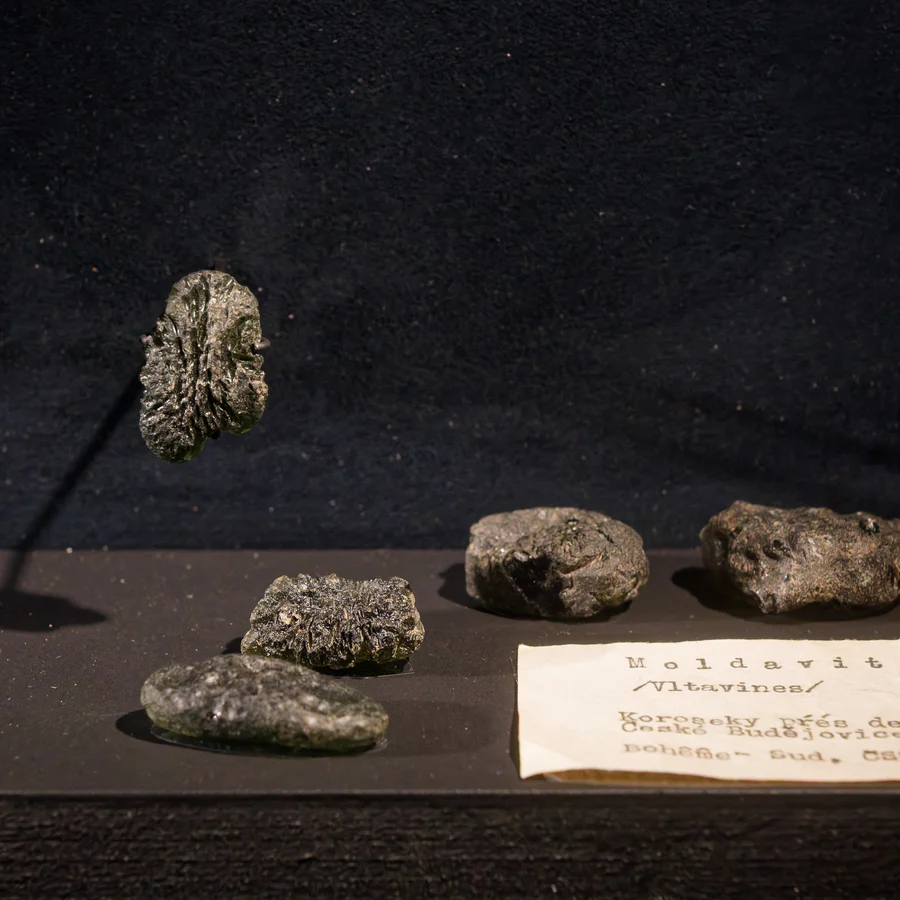 Moldavite - exemple de pierre naturelle